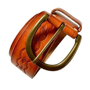 GAP Embossed Leather Belt Tan Antique Brass Buckle Small